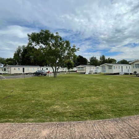 Tidal Caravan Minehead Exterior photo