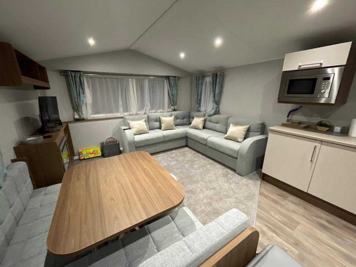 Tidal Caravan Minehead Exterior photo