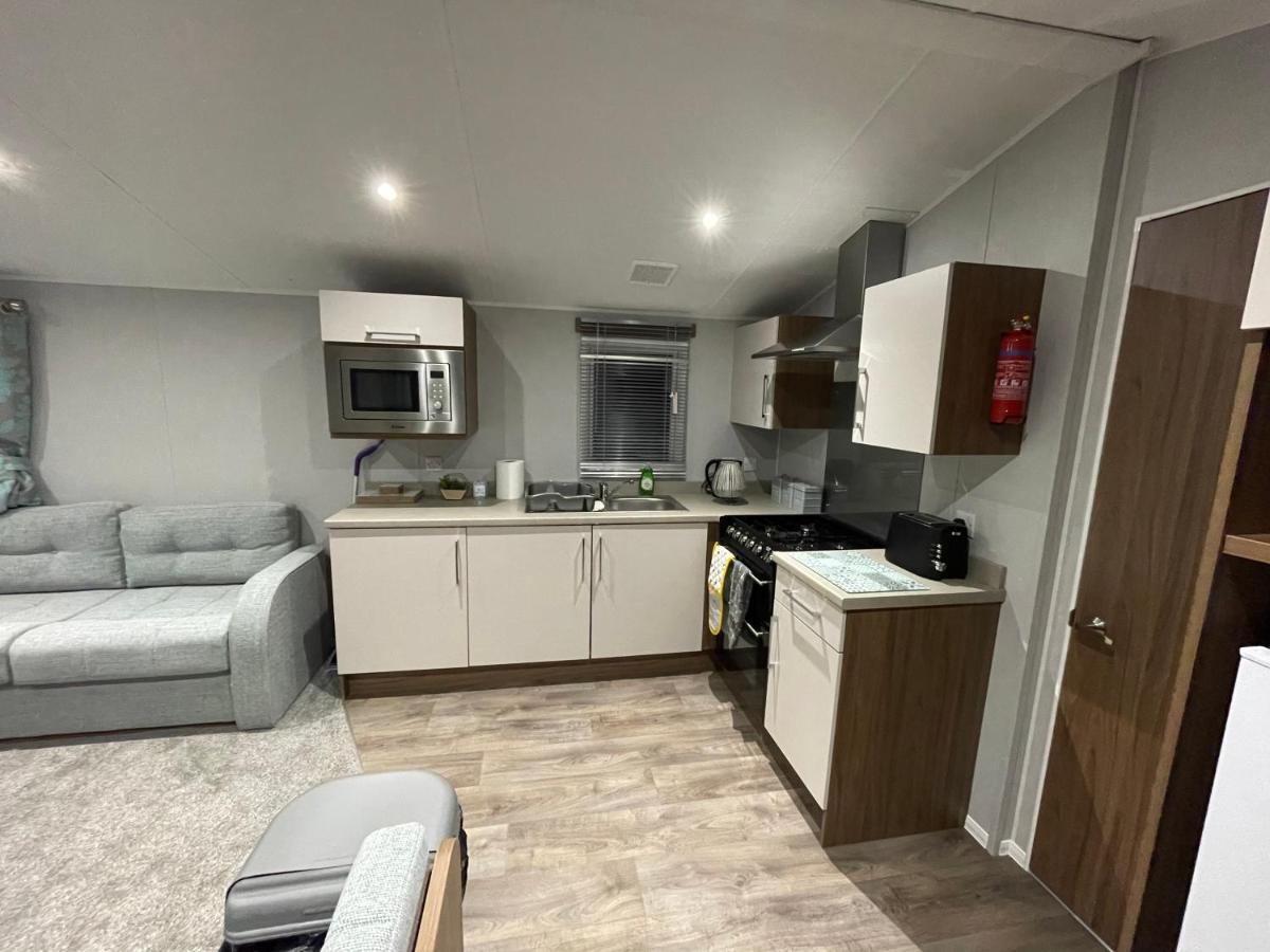 Tidal Caravan Minehead Exterior photo
